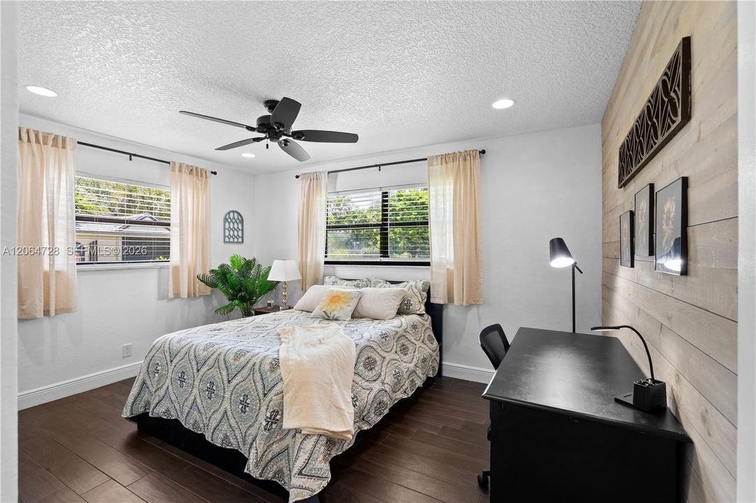 Active With Contract: $799,000 (4 beds, 2 baths, 2098 Square Feet)