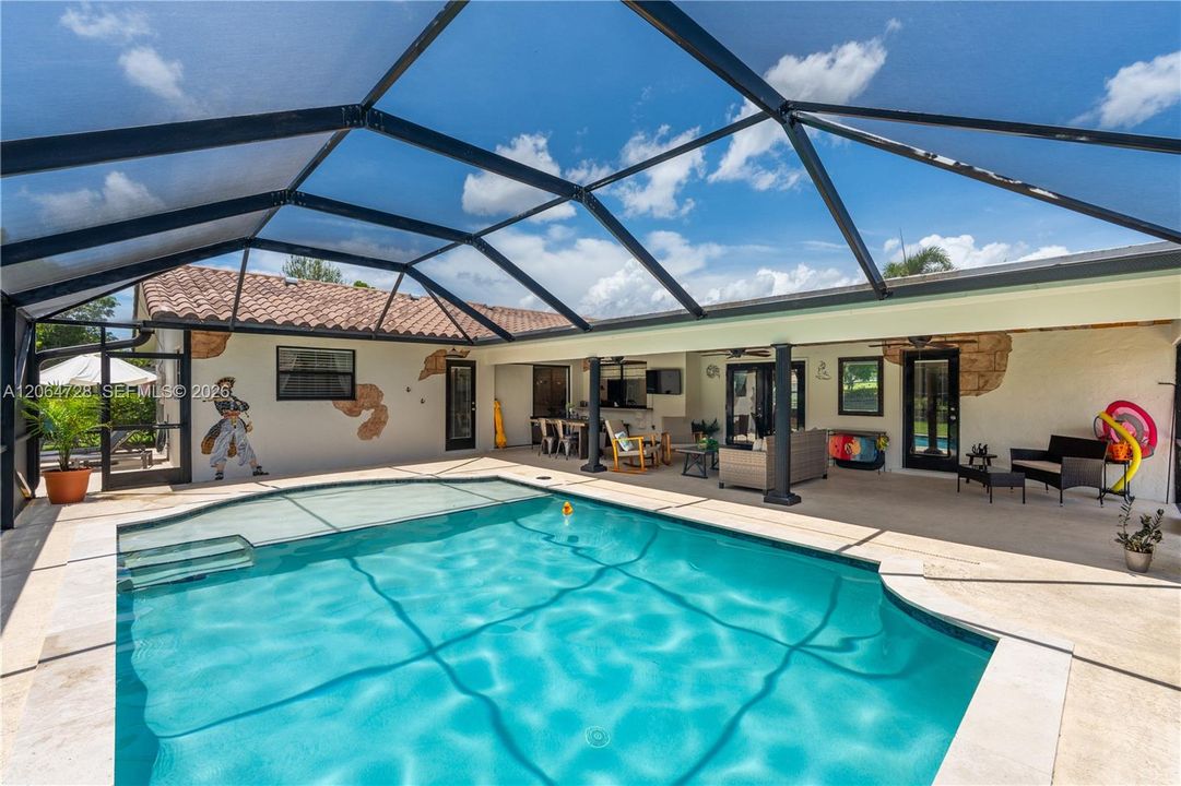 Active With Contract: $799,000 (4 beds, 2 baths, 2098 Square Feet)