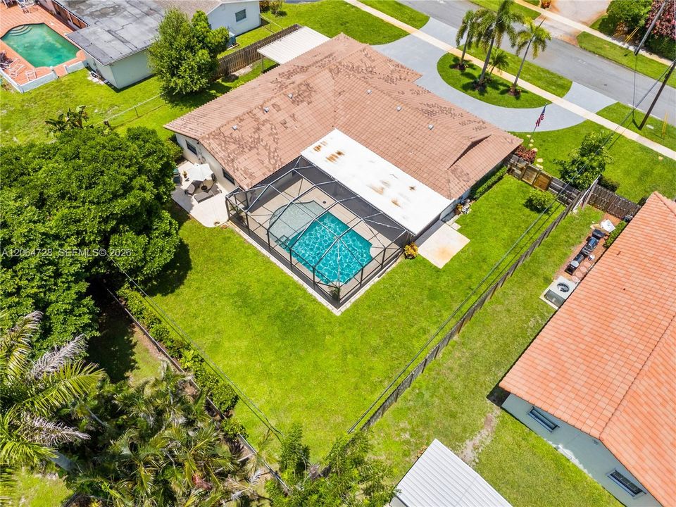 Active With Contract: $799,000 (4 beds, 2 baths, 2098 Square Feet)