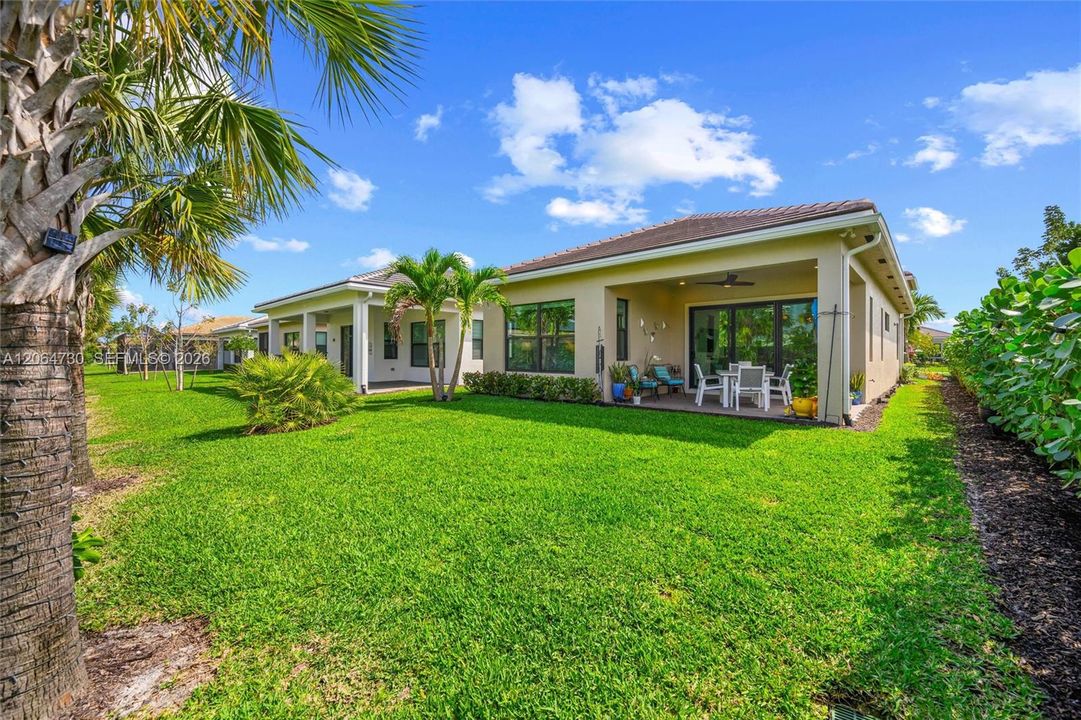 For Sale: $590,000 (3 beds, 2 baths, 1677 Square Feet)