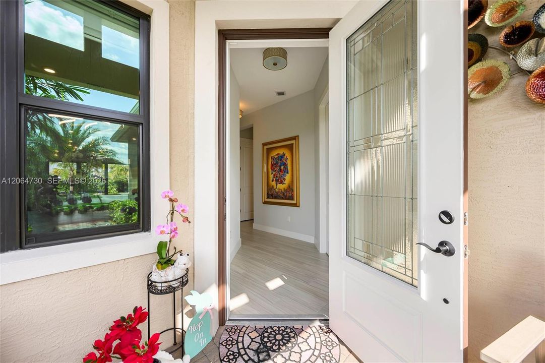 For Sale: $590,000 (3 beds, 2 baths, 1677 Square Feet)