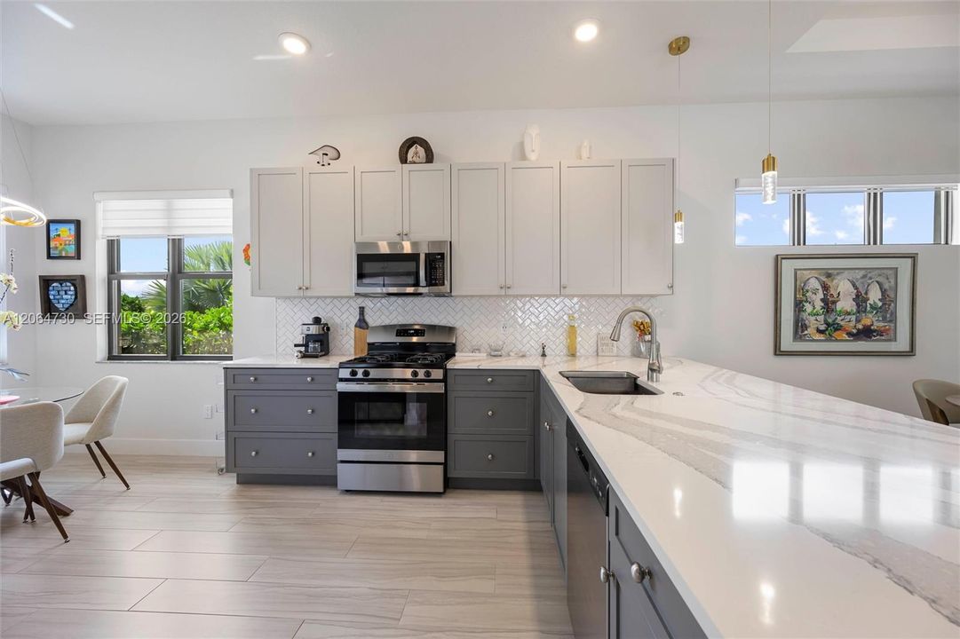 For Sale: $590,000 (3 beds, 2 baths, 1677 Square Feet)