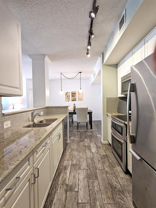 5Kitchen