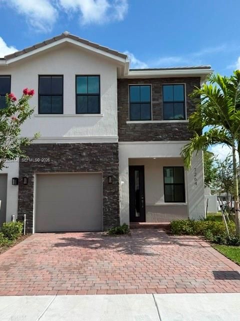 For Rent: $3,950 (4 beds, 3 baths, 0 Square Feet)