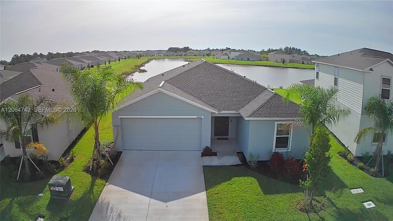 For Rent: $1,550 (2 beds, 1 baths, 1200 Square Feet)