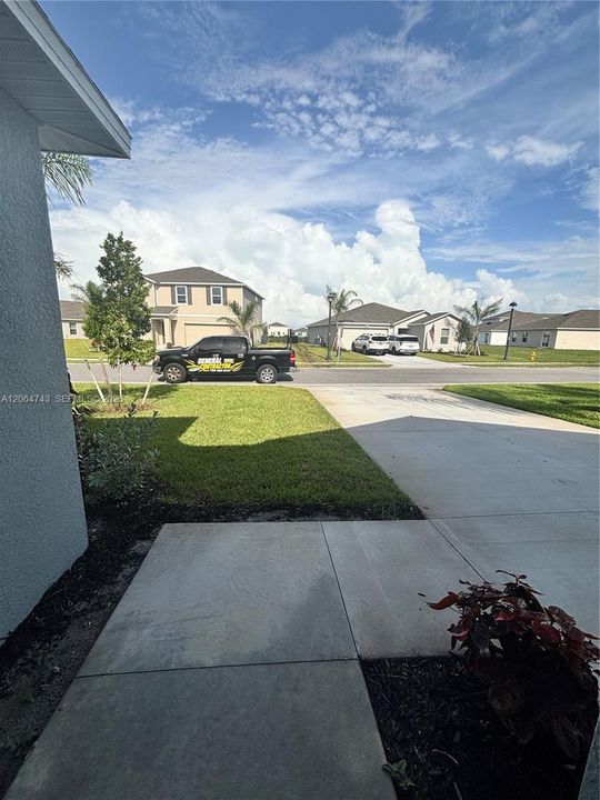 For Rent: $1,550 (2 beds, 1 baths, 1200 Square Feet)