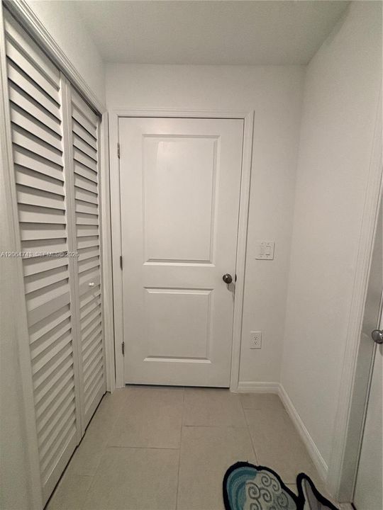 For Rent: $1,550 (2 beds, 1 baths, 1200 Square Feet)