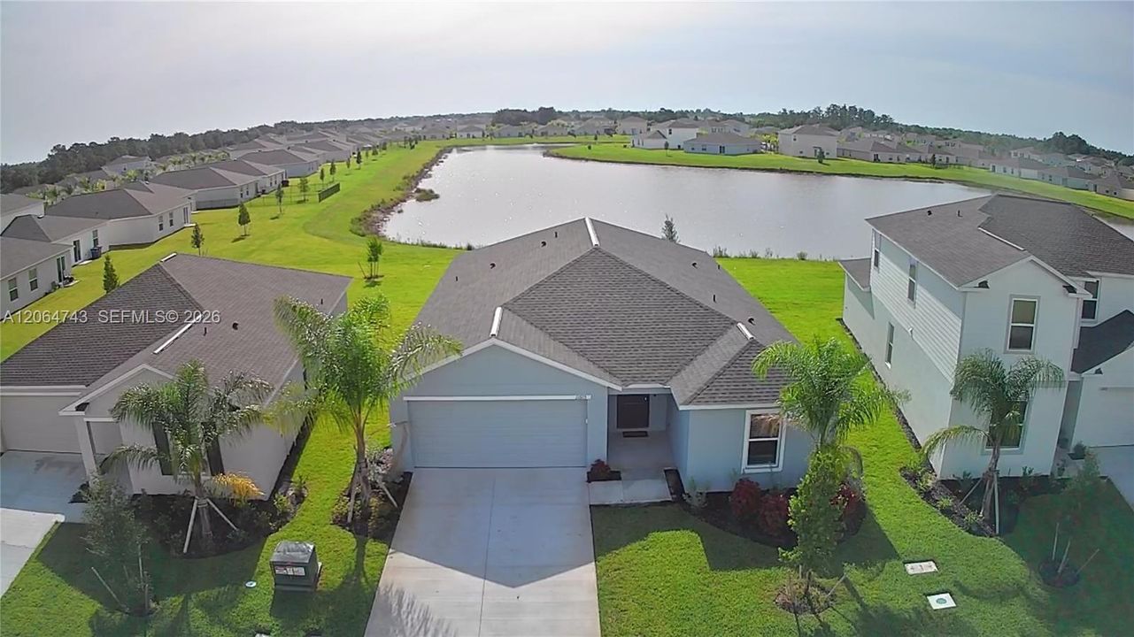 For Rent: $1,550 (2 beds, 1 baths, 1200 Square Feet)