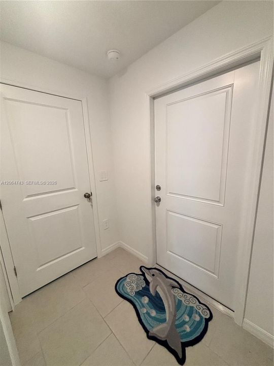For Rent: $1,550 (2 beds, 1 baths, 1200 Square Feet)