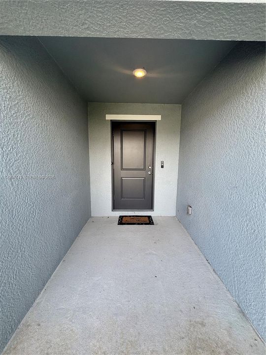 For Rent: $1,550 (2 beds, 1 baths, 1200 Square Feet)