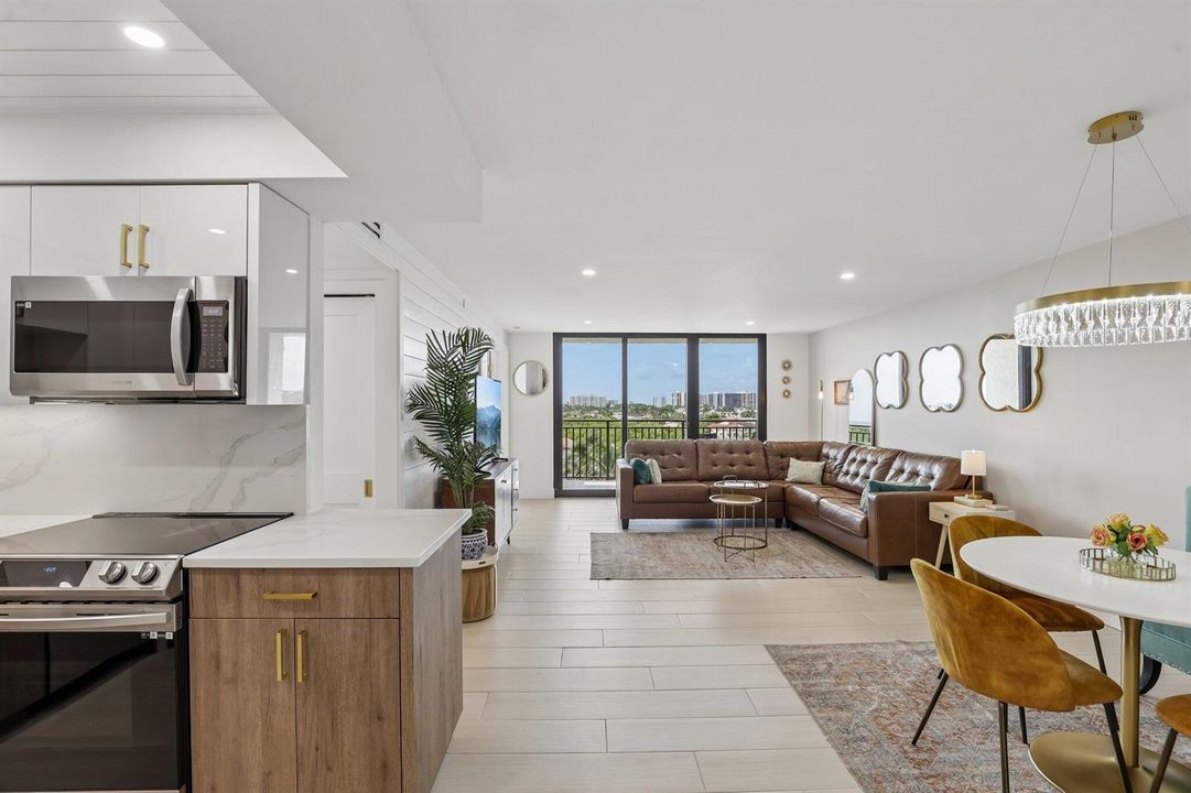 5-web-or-mls-S Ocean Blvd 704-S0108-005