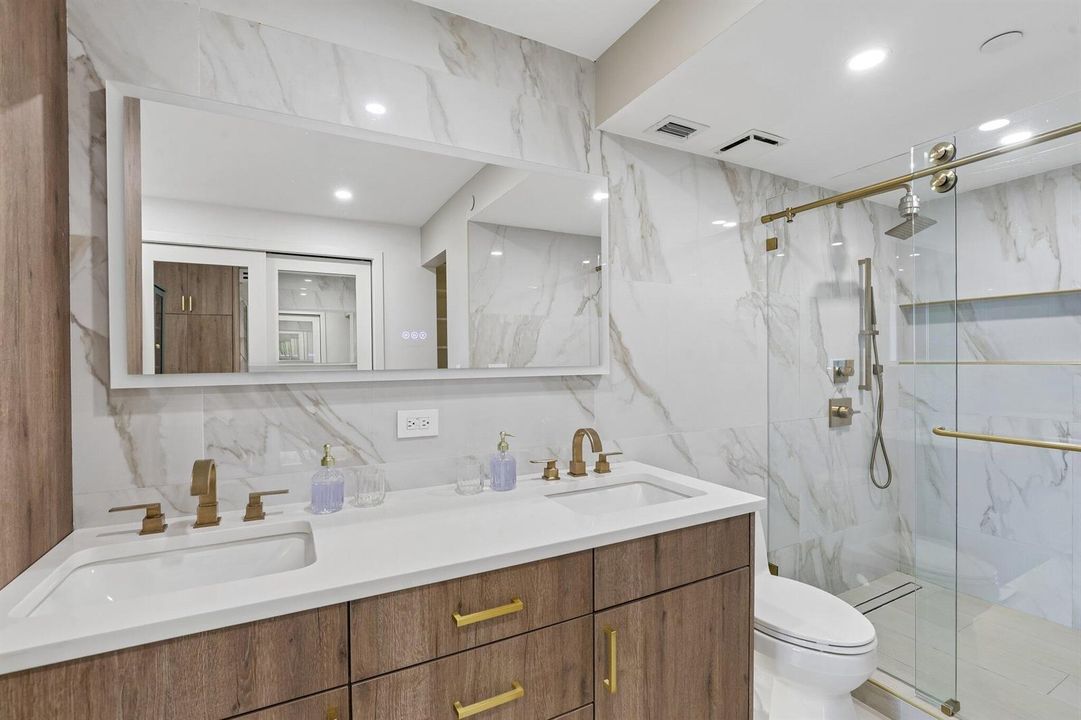40-web-or-mls-S Ocean Blvd 704-S0108-040