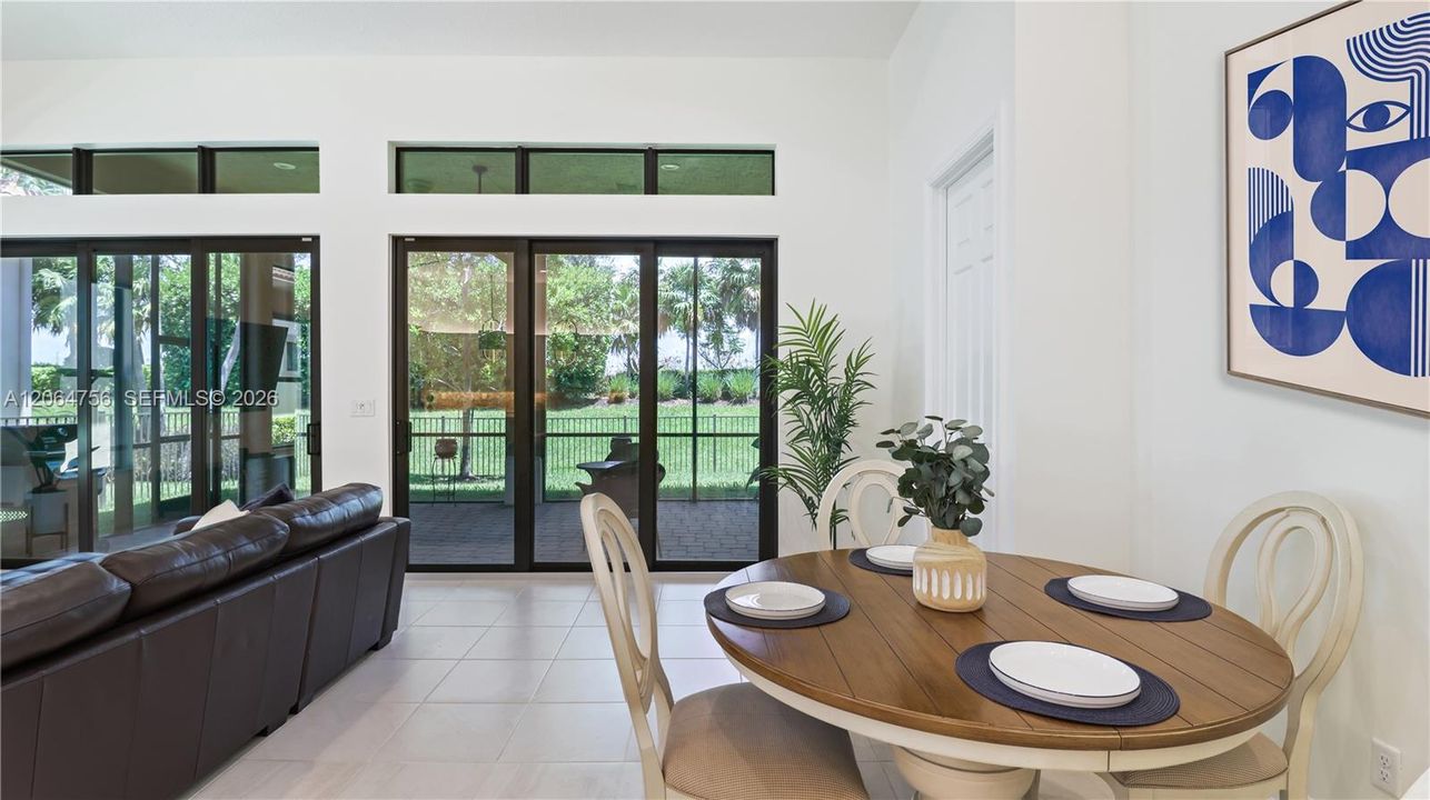 For Sale: $929,000 (3 beds, 2 baths, 2601 Square Feet)