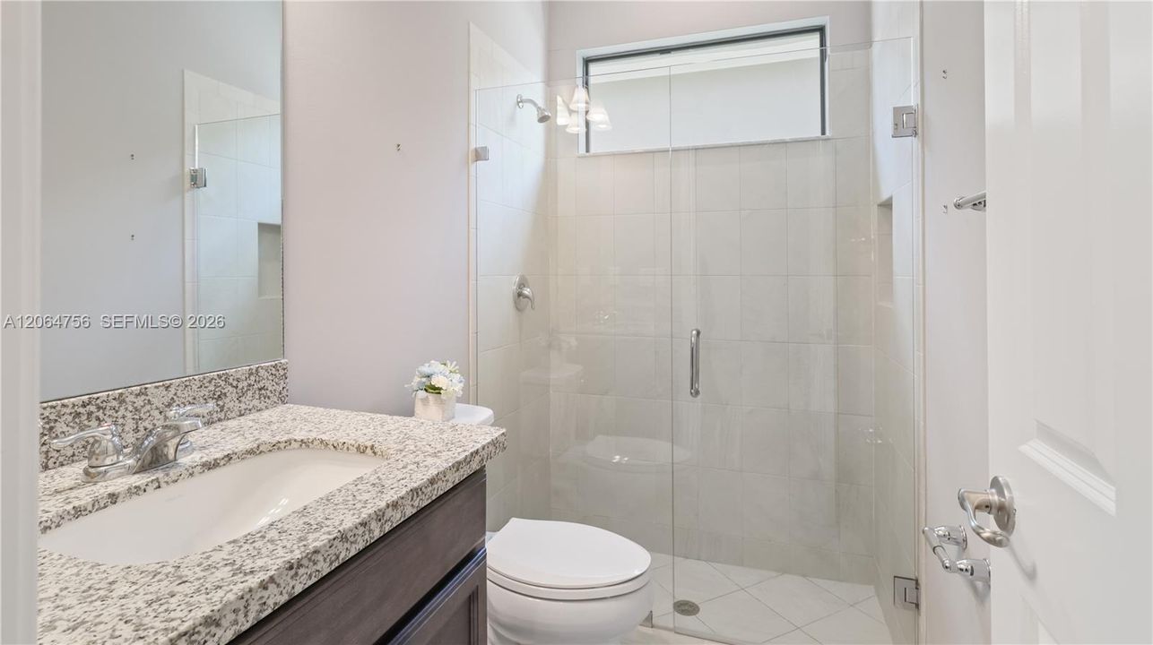 For Sale: $929,000 (3 beds, 2 baths, 2601 Square Feet)