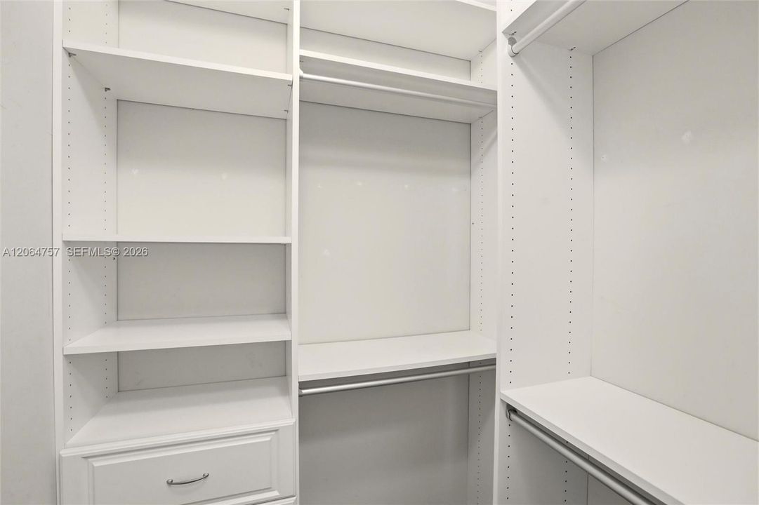На продажу: $550,000 (3 спален, 2 ванн, 2234 Квадратных фут)