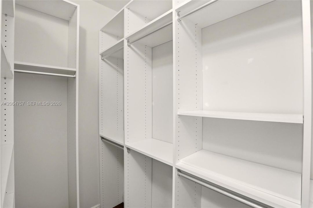 На продажу: $550,000 (3 спален, 2 ванн, 2234 Квадратных фут)