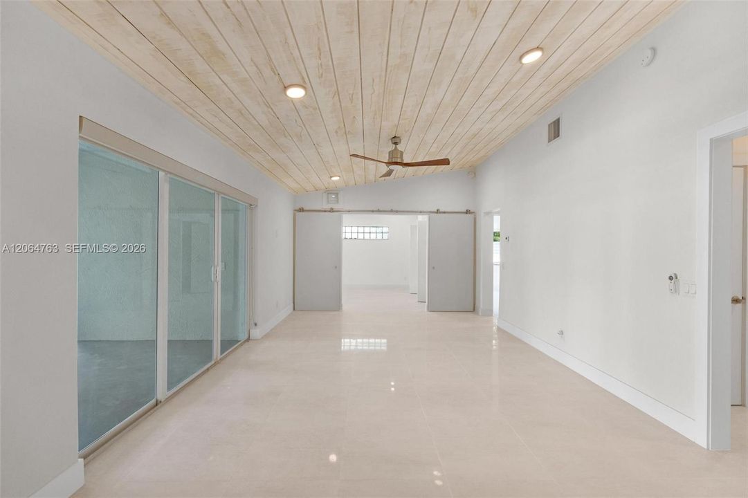 For Sale: $2,950,000 (4 beds, 4 baths, 3900 Square Feet)