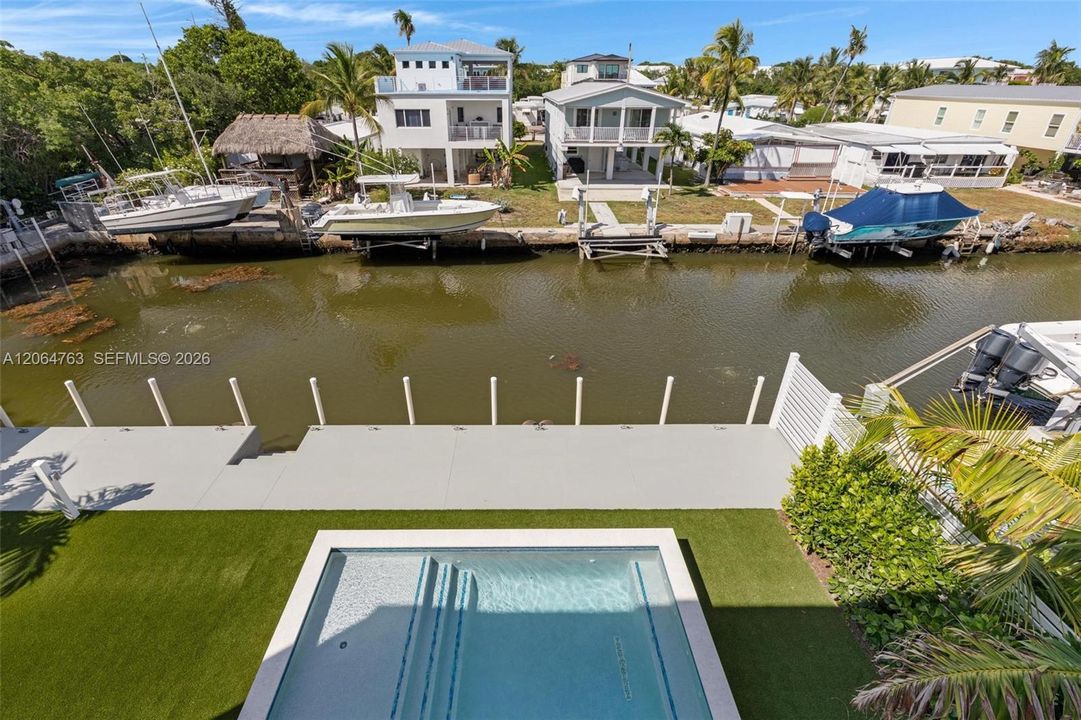 For Sale: $2,950,000 (4 beds, 4 baths, 3900 Square Feet)