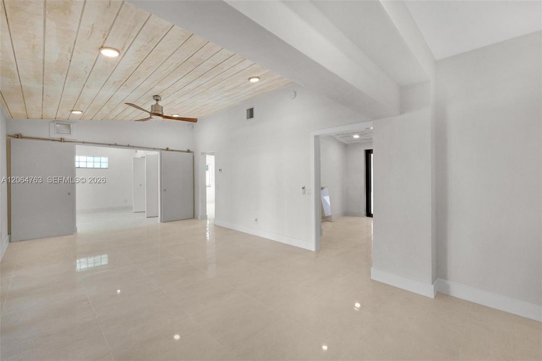 For Sale: $2,950,000 (4 beds, 4 baths, 3900 Square Feet)
