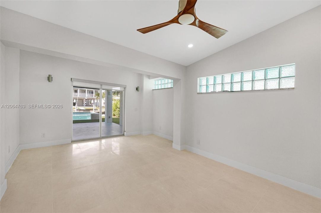 For Sale: $2,950,000 (4 beds, 4 baths, 3900 Square Feet)