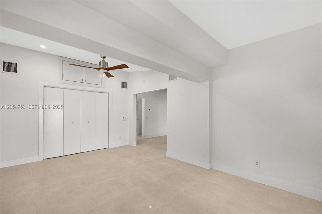 For Sale: $2,950,000 (4 beds, 4 baths, 3900 Square Feet)