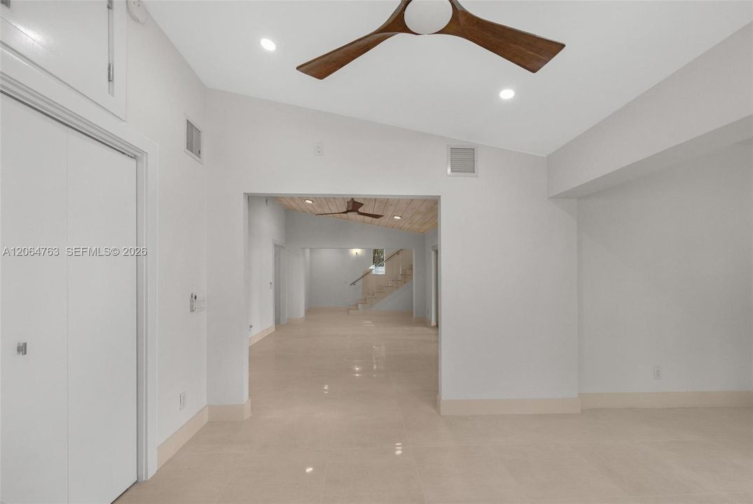 For Sale: $2,950,000 (4 beds, 4 baths, 3900 Square Feet)