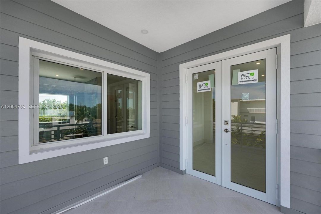 For Sale: $2,950,000 (4 beds, 4 baths, 3900 Square Feet)