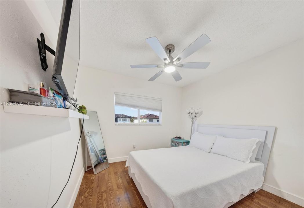 For Sale: $669,000 (3 beds, 3 baths, 1654 Square Feet)