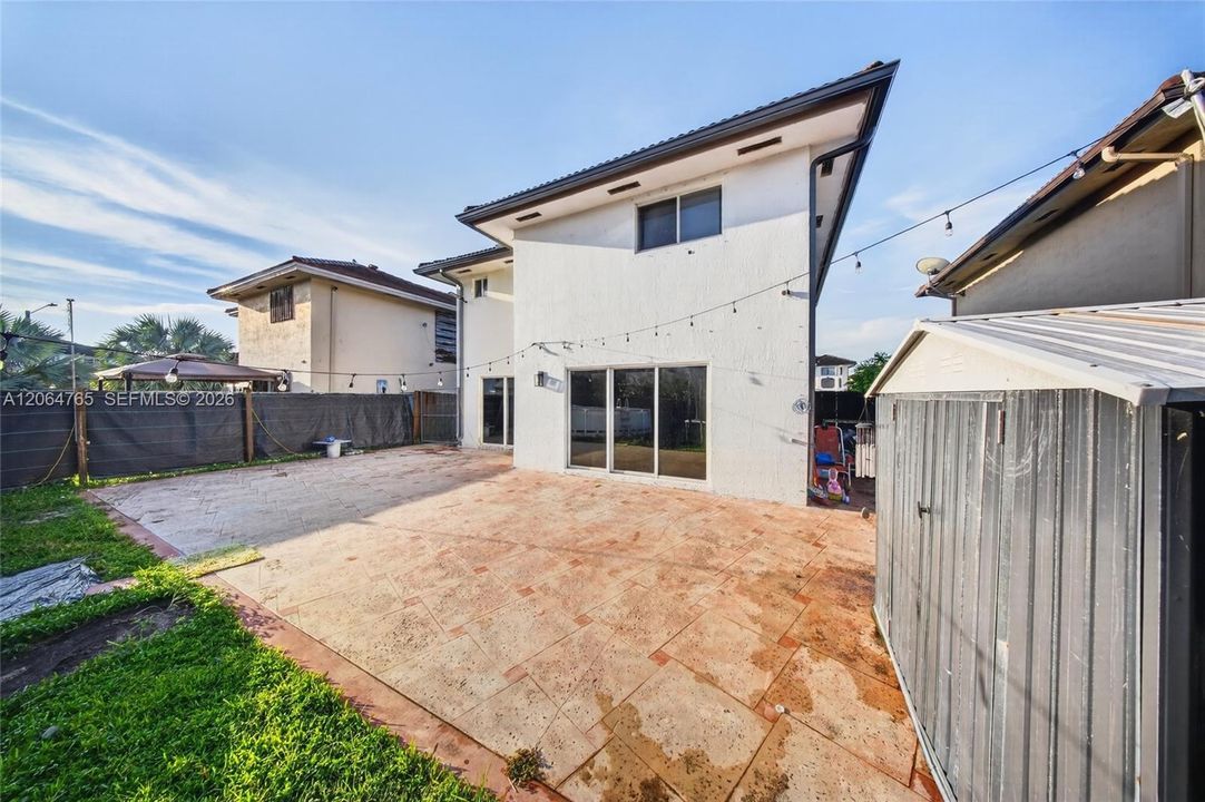For Sale: $669,000 (3 beds, 3 baths, 1654 Square Feet)