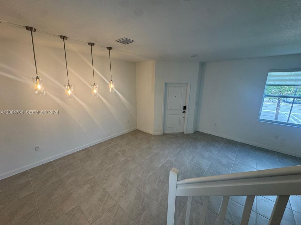 На продажу: $460,000 (3 спален, 2 ванн, 1612 Квадратных фут)