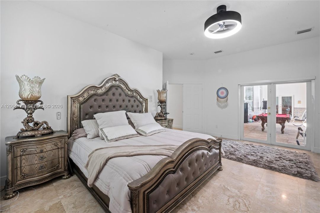 For Sale: $2,530,000 (5 beds, 4 baths, 3483 Square Feet)