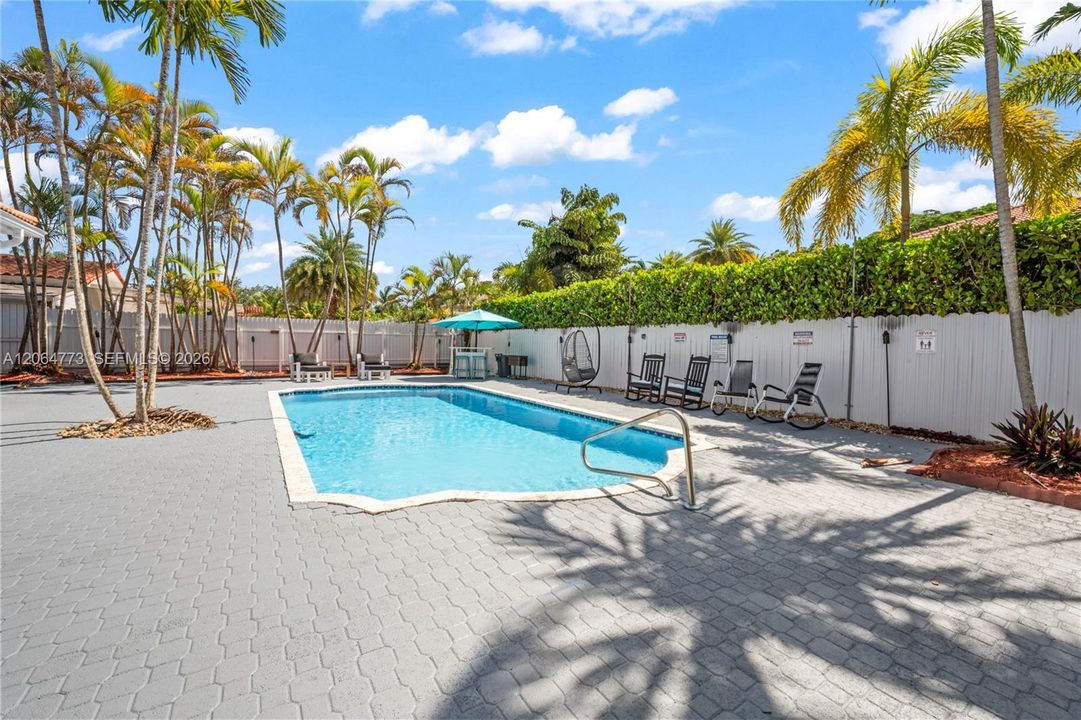 For Sale: $2,530,000 (5 beds, 4 baths, 3483 Square Feet)