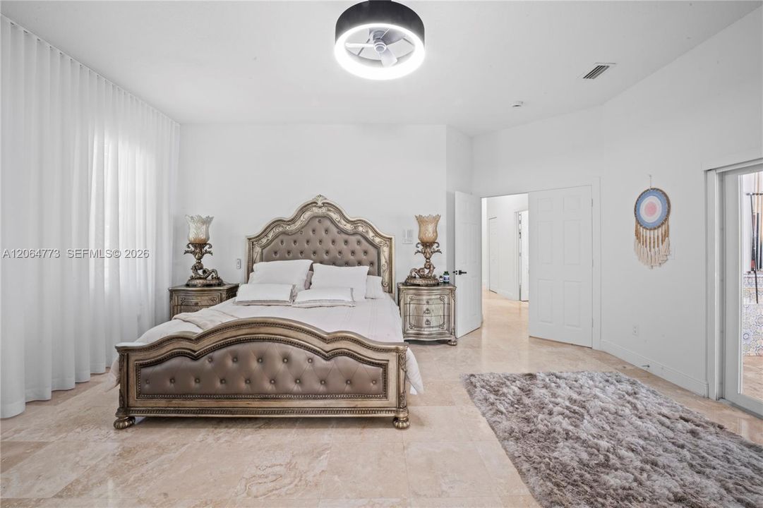 For Sale: $2,530,000 (5 beds, 4 baths, 3483 Square Feet)