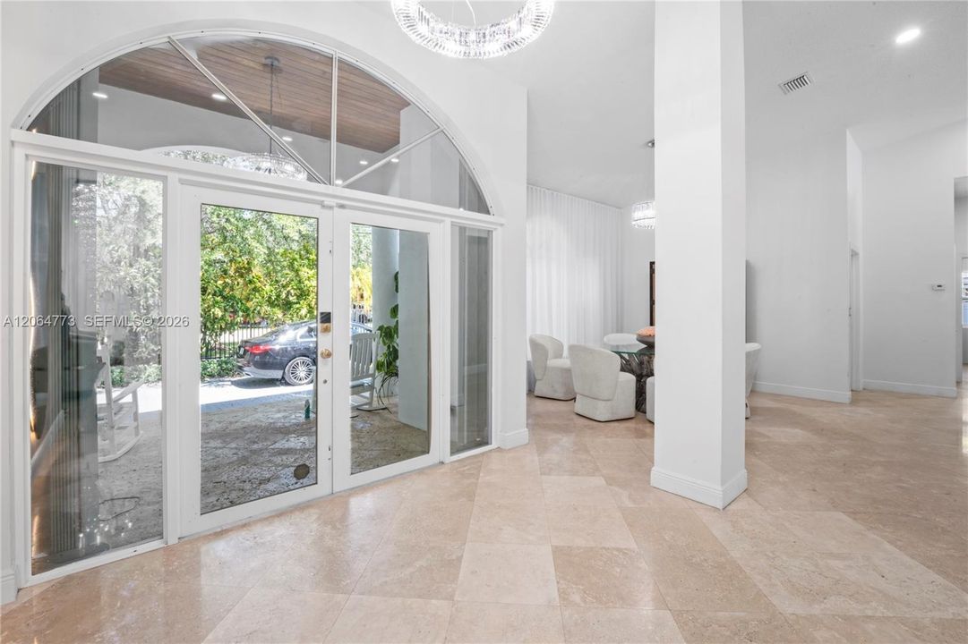For Sale: $2,530,000 (5 beds, 4 baths, 3483 Square Feet)