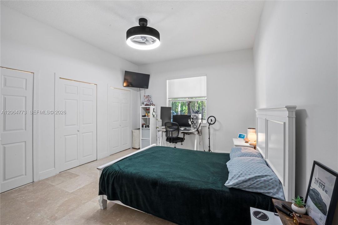 For Sale: $2,530,000 (5 beds, 4 baths, 3483 Square Feet)