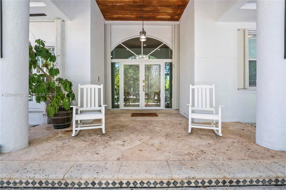 For Sale: $2,530,000 (5 beds, 4 baths, 3483 Square Feet)