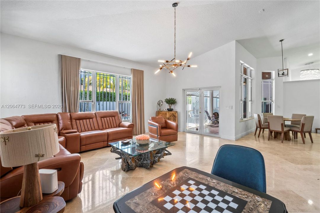 For Sale: $2,530,000 (5 beds, 4 baths, 3483 Square Feet)