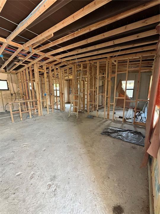 Activo con contrato: $275,000 (3 camas, 1 baños, 963 Pies cuadrados)