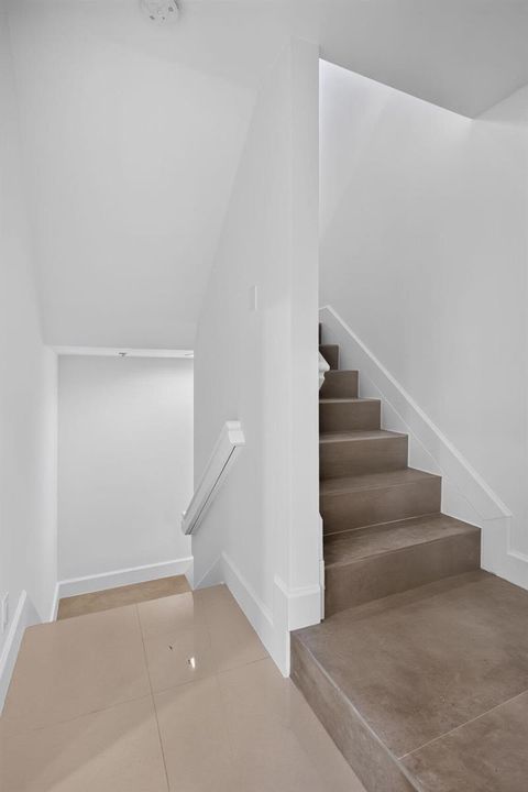 29-web-or-mls-444-3244