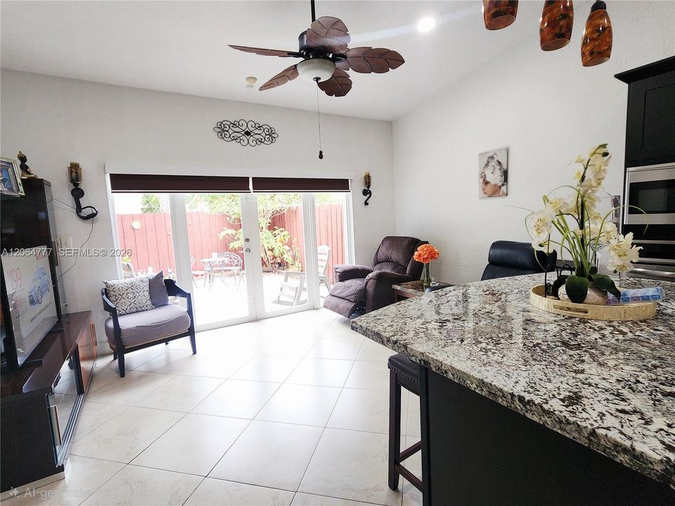 For Sale: $450,000 (3 beds, 2 baths, 1252 Square Feet)