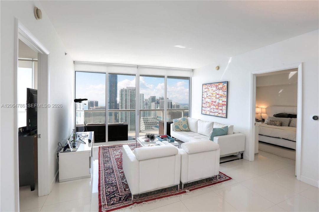 For Sale: $1,149,900 (2 beds, 2 baths, 1518 Square Feet)