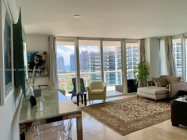 For Rent: $14,000 (2 beds, 2 baths, 1815 Square Feet)