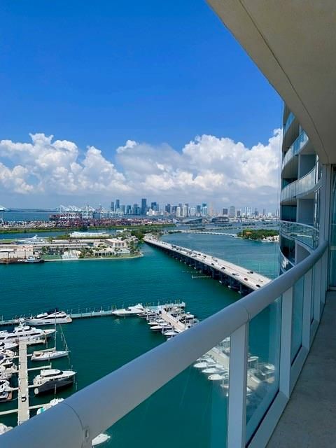 For Rent: $14,000 (2 beds, 2 baths, 1815 Square Feet)
