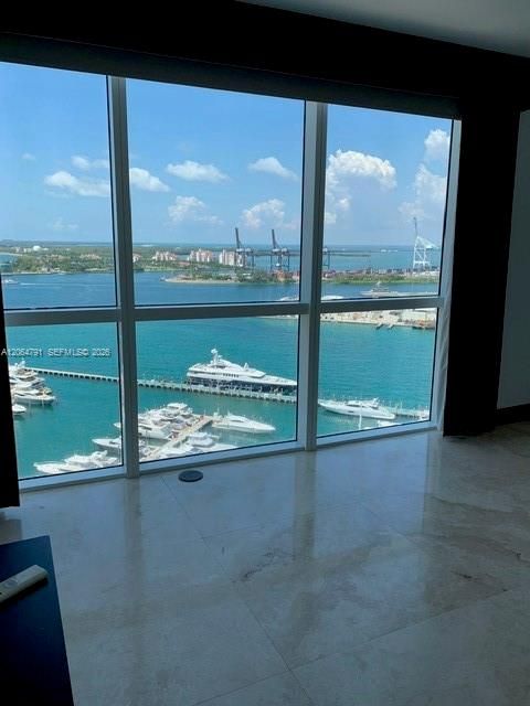 For Rent: $14,000 (2 beds, 2 baths, 1815 Square Feet)
