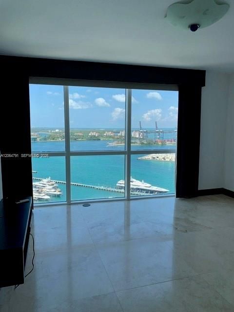 For Rent: $14,000 (2 beds, 2 baths, 1815 Square Feet)