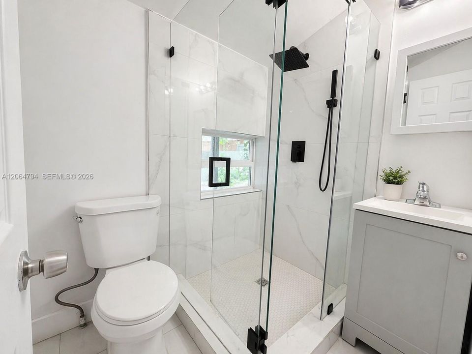 For Sale: $569,000 (3 beds, 2 baths, 1277 Square Feet)