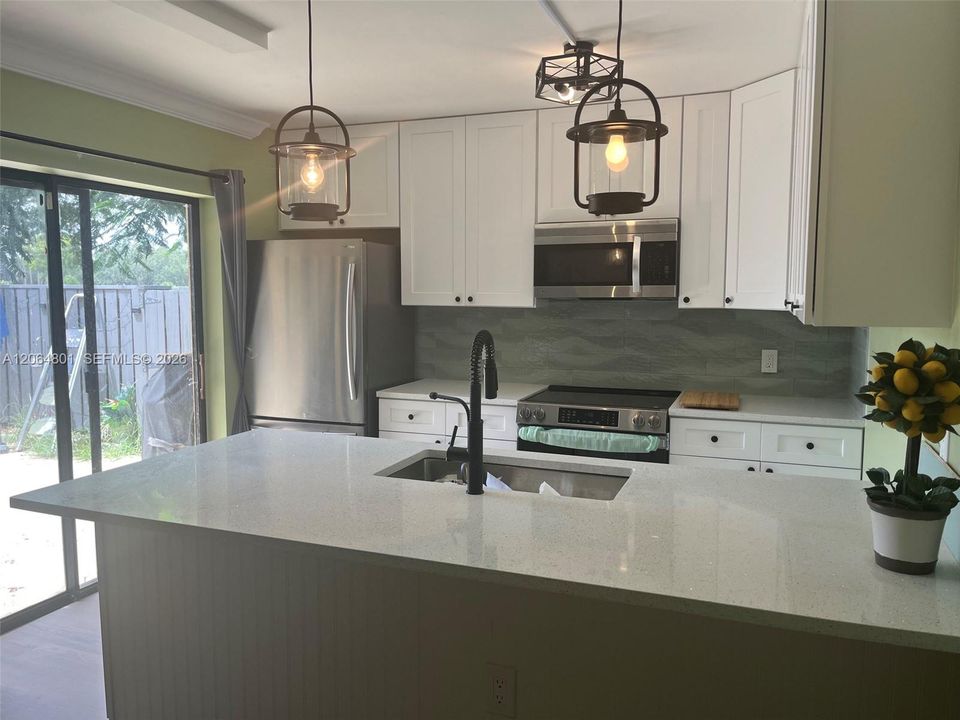 En Venta: $299,000 (2 camas, 2 baños, 1236 Pies cuadrados)