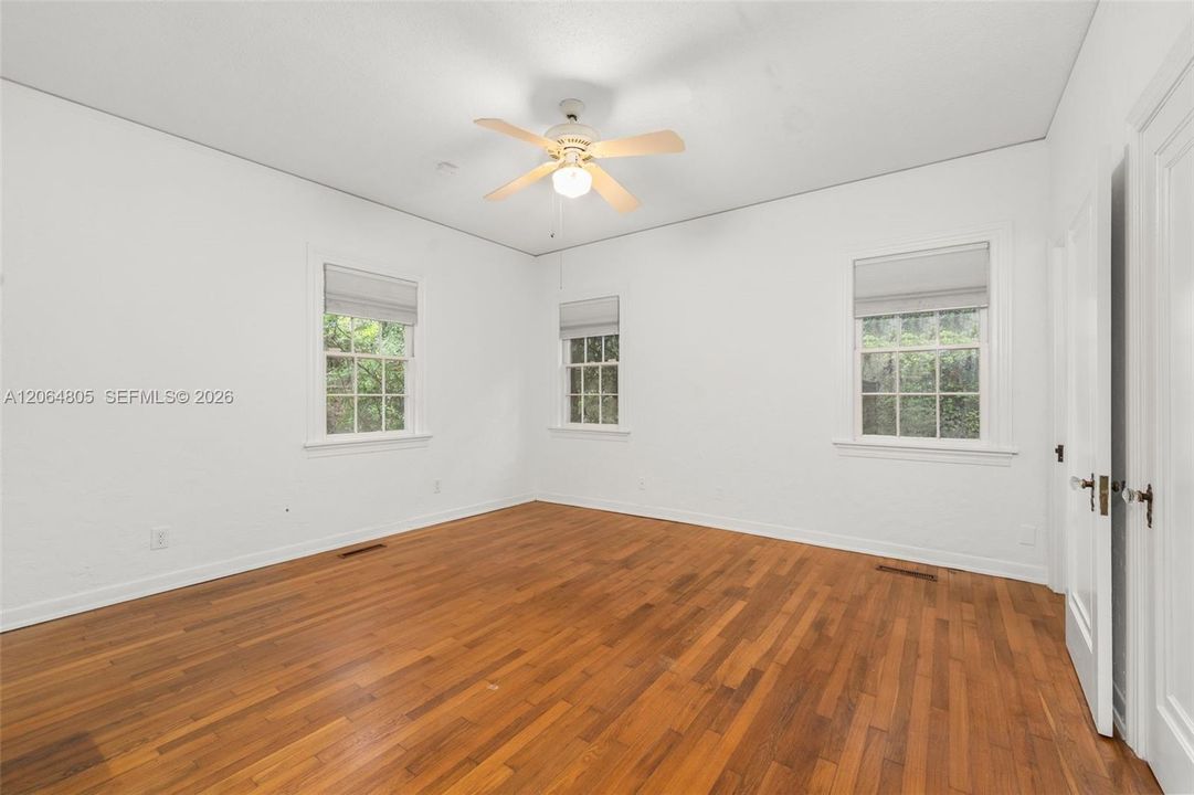 待售: $757,000 (3 贝兹, 2 浴室, 2127 平方英尺)