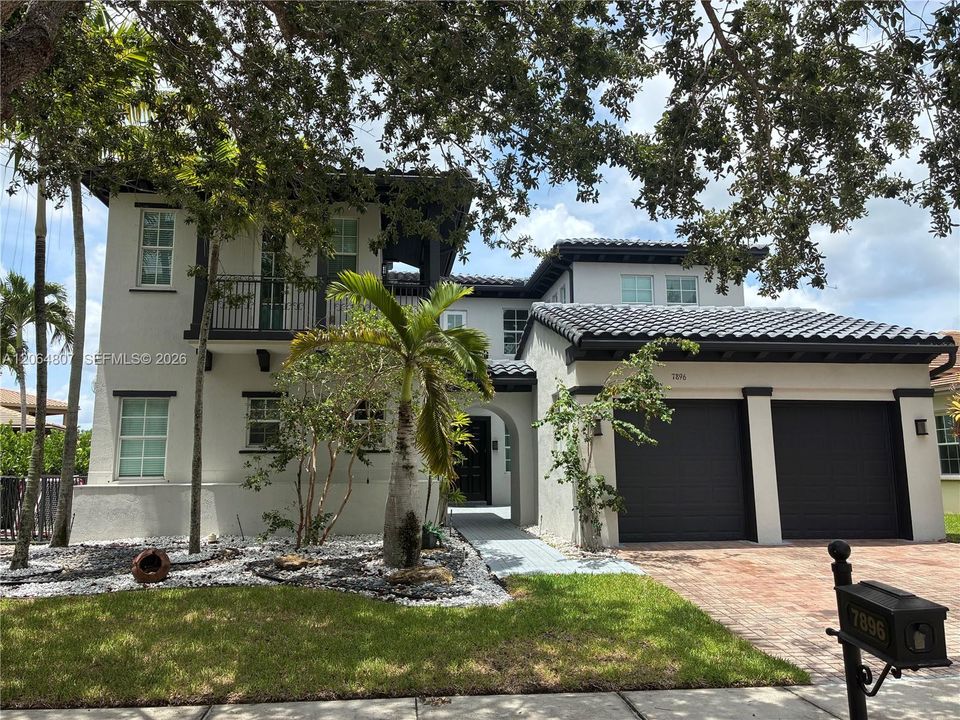 For Sale: $1,399,000 (6 beds, 4 baths, 3810 Square Feet)