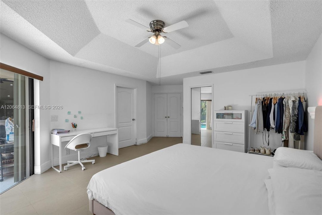 For Sale: $1,150,000 (5 beds, 3 baths, 2822 Square Feet)